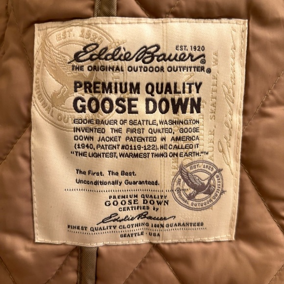 Eddie Bauer Women’s Brown Goose Down Fill Quilted Puffer Vest Jacket Size XS - Picture 4 of 6